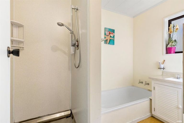 Photo of property in 1b Cresta Lane, Frankton, Queenstown, 9300