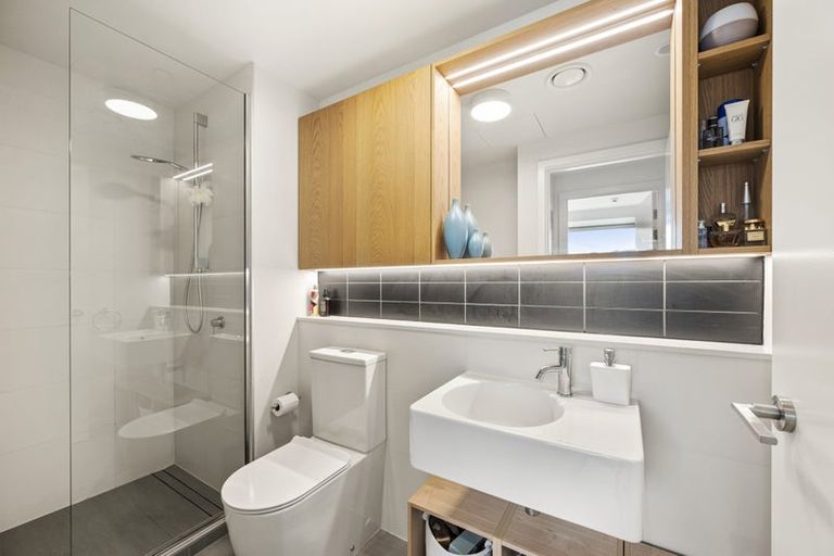 Photo of property in Victoria Lane Apartments, 702/161 Victoria Street, Te Aro, Wellington, 6011