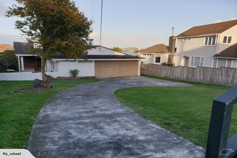 Photo of property in 109 Sylvan Avenue, Northcote, Auckland, 0627