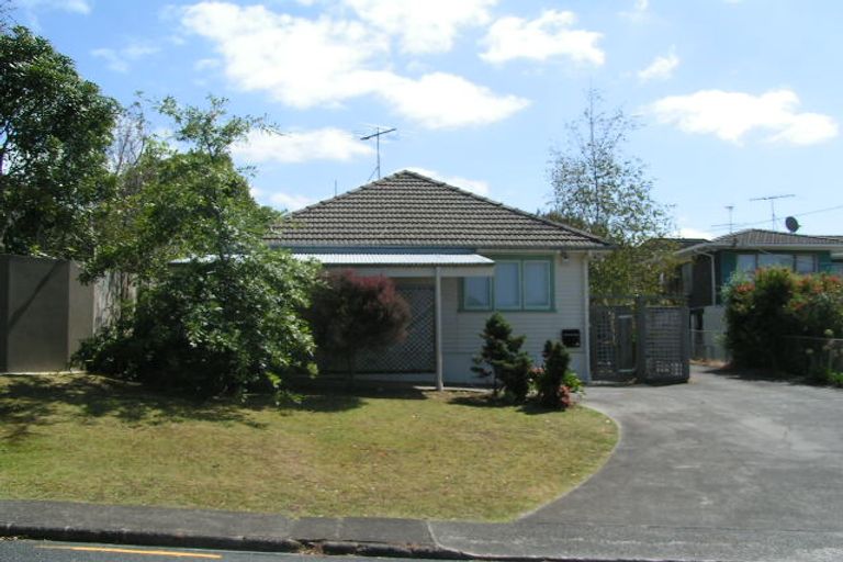 Photo of property in 1/54 Woodside Avenue, Northcote, Auckland, 0627