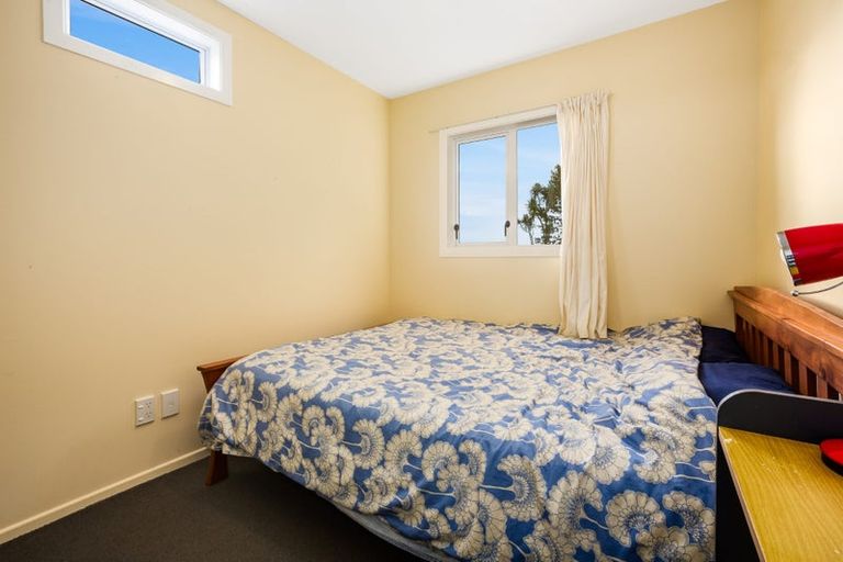Photo of property in 32 Papakowhai Road, Papakowhai, Porirua, 5024