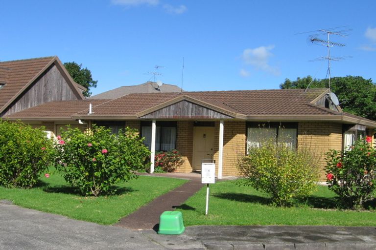 Photo of property in 1/9 Basilton Close, Bucklands Beach, Auckland, 2012