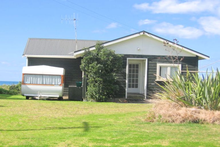 Photo of property in 106 Pipi Road, Whangamata, 3620