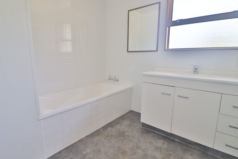 Photo of property in 20 Meadow Street, Lumsden, 9730