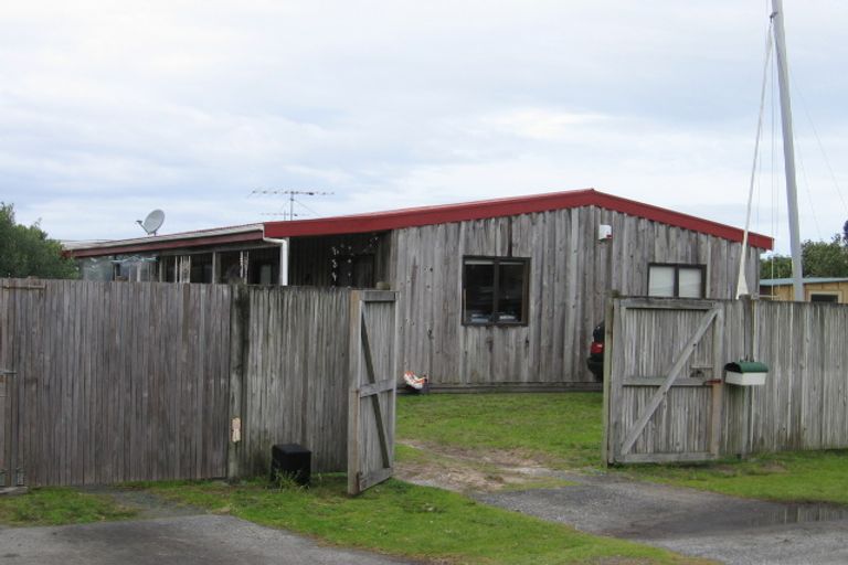 Photo of property in 27 The Southern Isle, Omaha, 0986