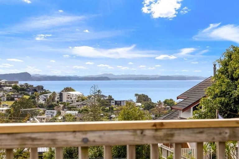Photo of property in 34b Totara Road, Stanmore Bay, Whangaparaoa, 0932