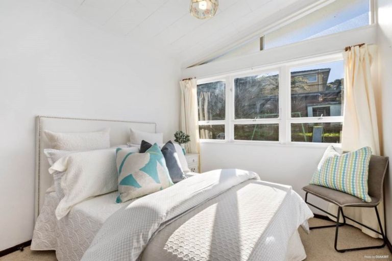Photo of property in 19 Esmonde Road, Takapuna, Auckland, 0622