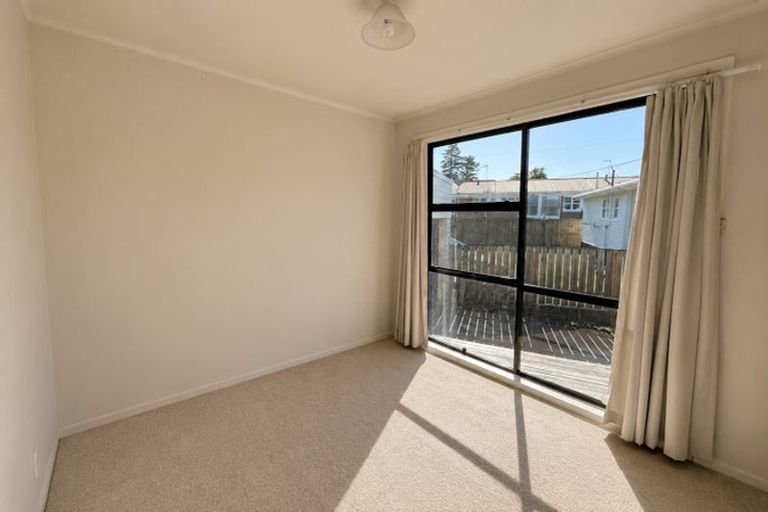 Photo of property in 9 Friedlanders Road, Manurewa, Auckland, 2102
