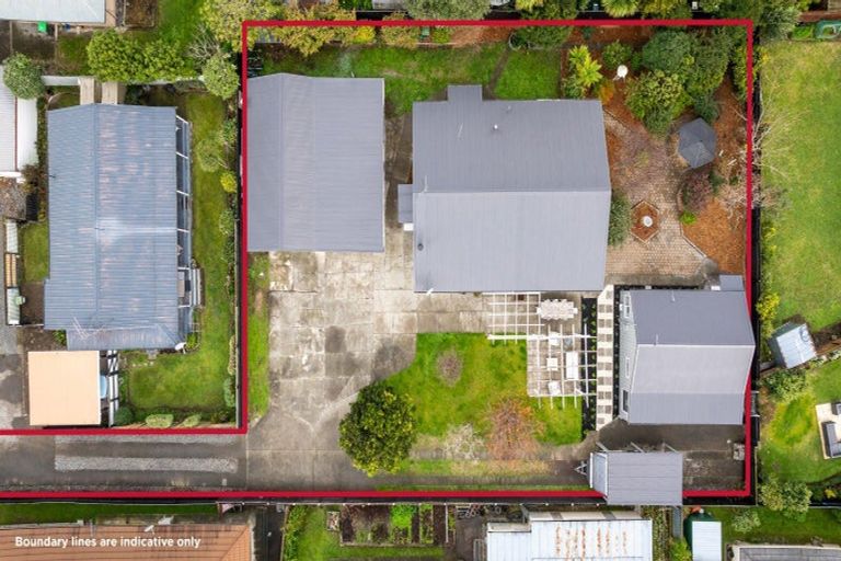 Photo of property in 24 Church Road, Taradale, Napier, 4112