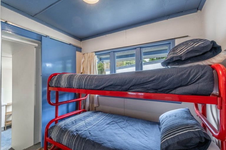 Photo of property in 16 Walker Street, Riverton/aparima, Riverton, 9822