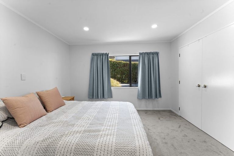 Photo of property in 74b Bradbury Road, Botany Downs, Auckland, 2010