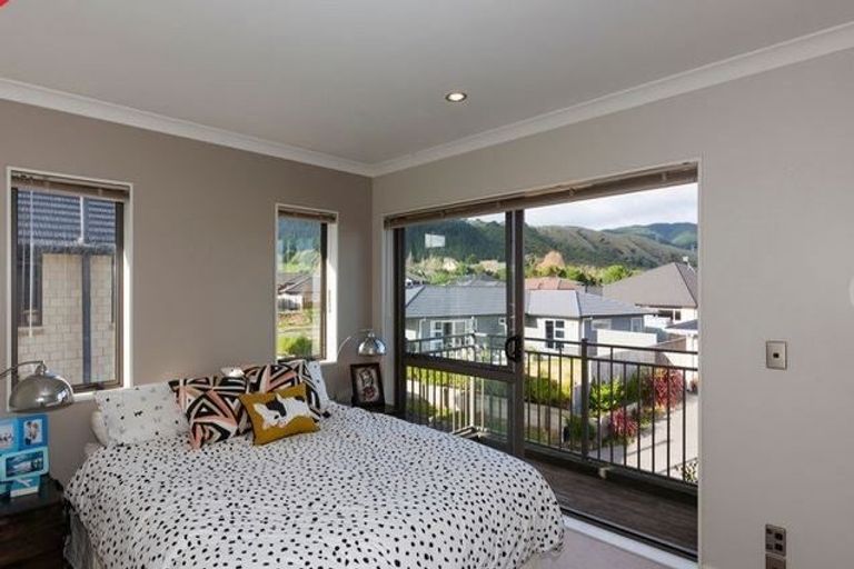 Photo of property in 3 Bluewater Place, Paraparaumu, 5032