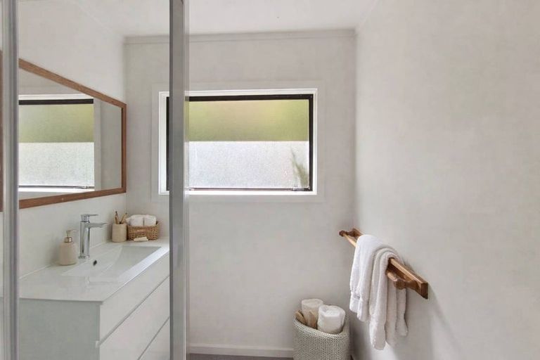 Photo of property in 54 Conclusion Street, Ascot Park, Porirua, 5024