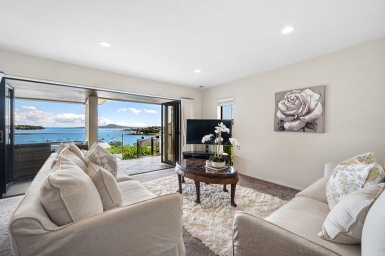 Photo of property in 1/13 Takutai Avenue, Bucklands Beach, Auckland, 2012