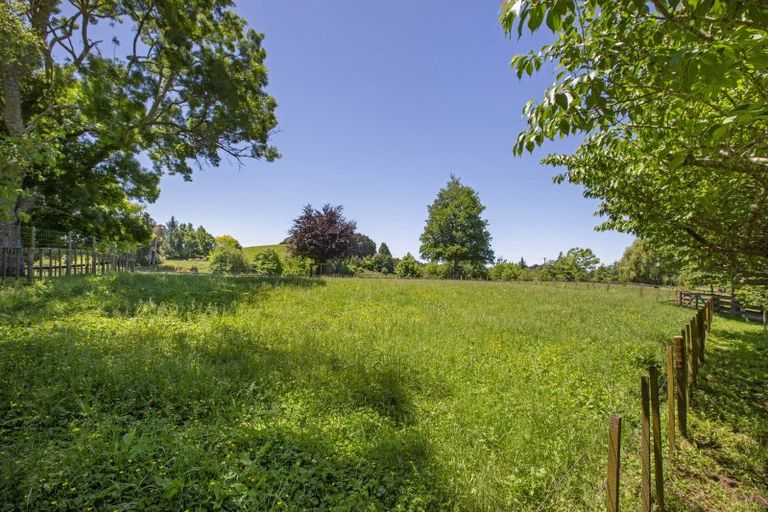 Photo of property in 1006 Tirau Road, Karapiro, Cambridge, 3494