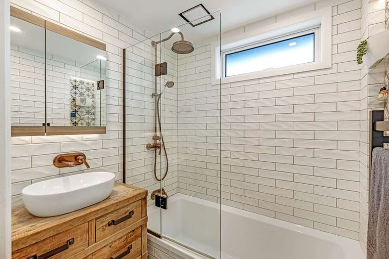 Photo of property in 120 Parkhurst Road, Parakai, 0830