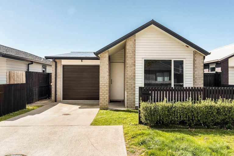 Photo of property in 5 Oioi Lane, Poike, Tauranga, 3112