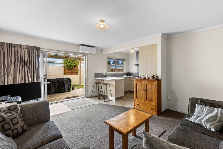 Photo of property in 4/87 Waghorne Street, Ahuriri, Napier, 4110