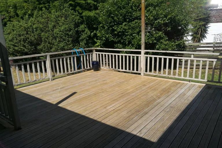 Photo of property in 48a Mcleod Road, Henderson, Auckland, 0612