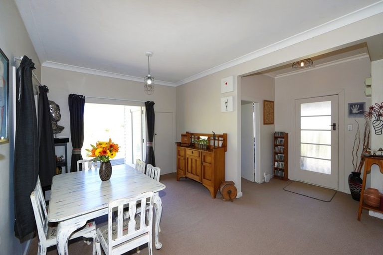 Photo of property in 30 Kawera Road, Pukehamoamoa, Hastings, 4179