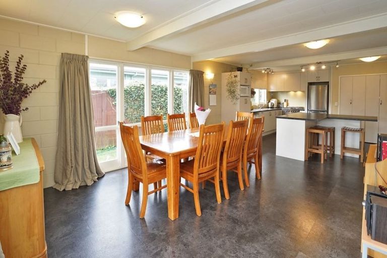 Photo of property in 28 Clements Crescent, Queenwood, Hamilton, 3210