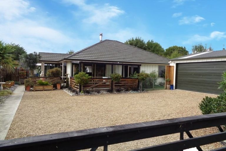 Photo of property in 4 Bluff Street, Coalgate, 7673