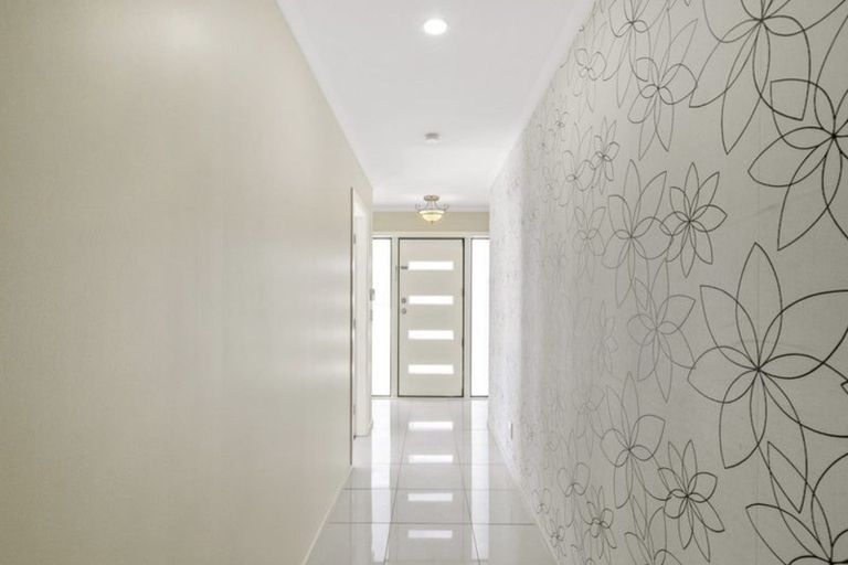 Photo of property in 19 Milford Street, Aotea, Porirua, 5024