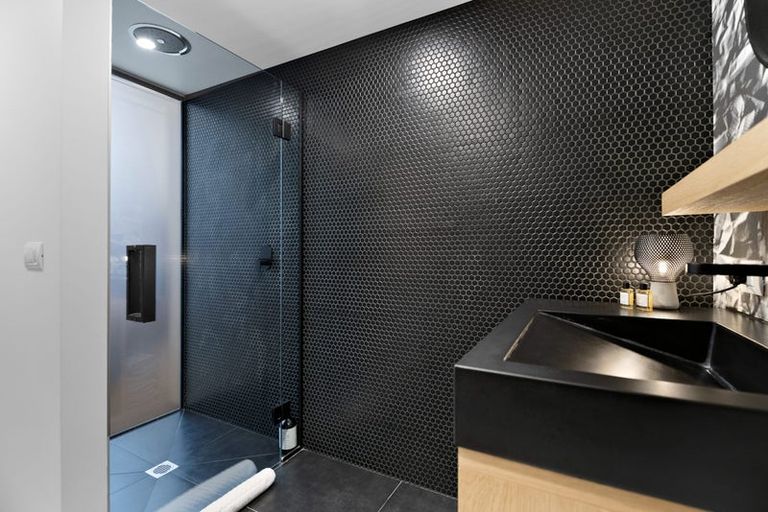 Photo of property in 594 Peninsula Road, Kelvin Heights, Queenstown, 9300