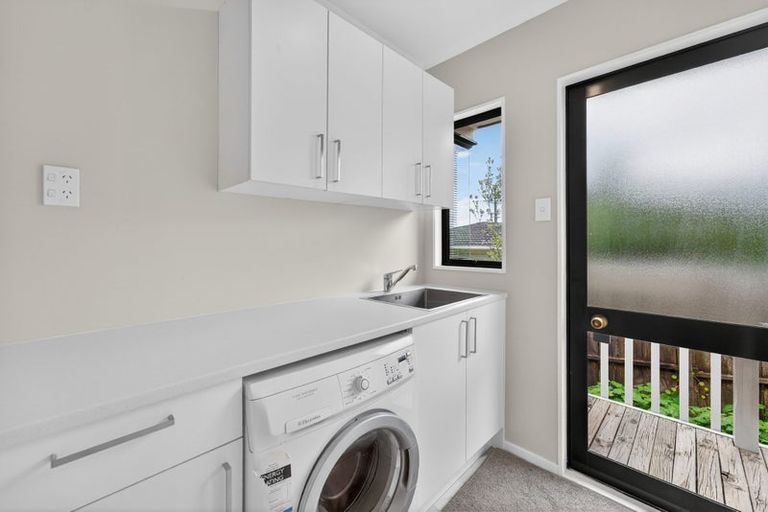 Photo of property in 51a Glendale Road, Glen Eden, Auckland, 0602