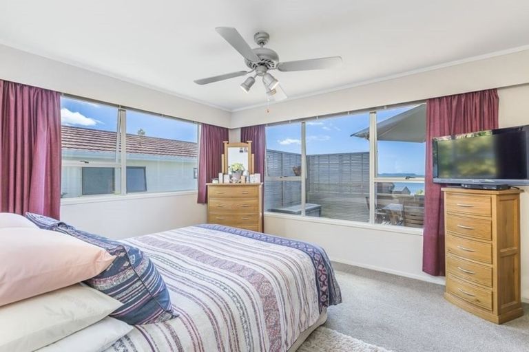 Photo of property in 4 Carmen Terrace, Snells Beach, 0920