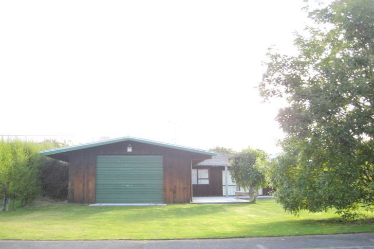 Photo of property in 28 Parehopu Street, Kuratau, Turangi, 3381