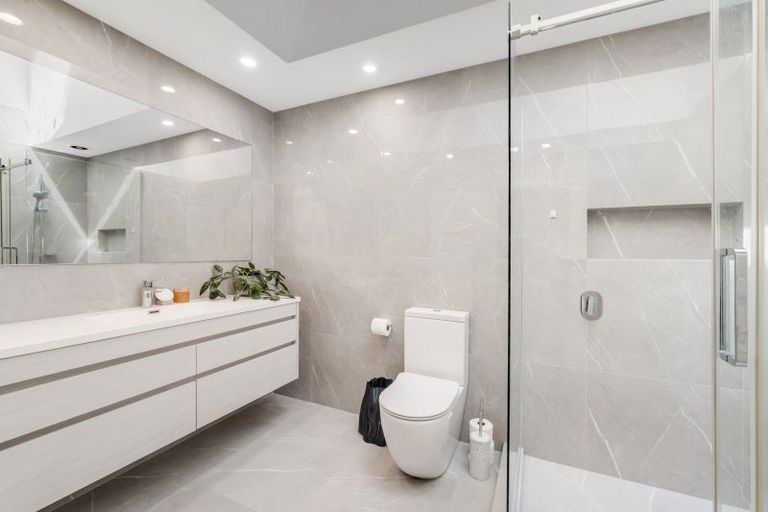 Photo of property in 188 Mellons Bay Road, Mellons Bay, Auckland, 2014