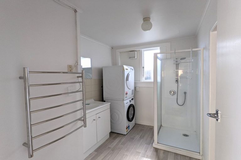 Photo of property in 3 Asquith Terrace, Brooklyn, Wellington, 6021