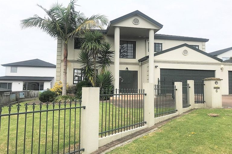 Photo of property in 6 Carrigans Close, Pinehill, Auckland, 0632