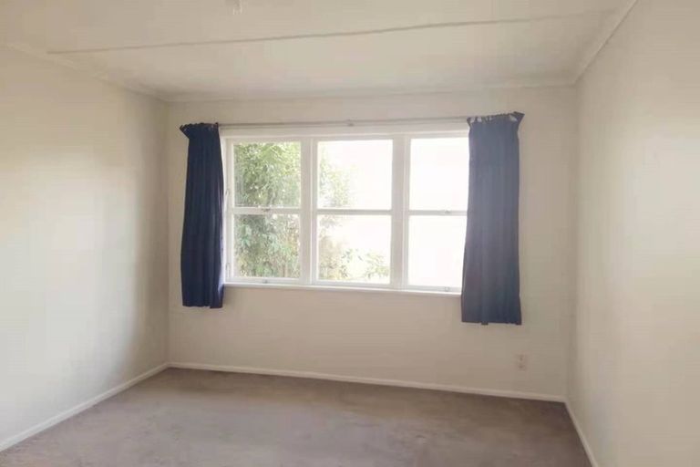 Photo of property in 41 Manuka Road, Bayview, Auckland, 0629