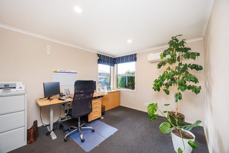 Photo of property in 49 Rodeo Drive, Kelvin Grove, Palmerston North, 4414