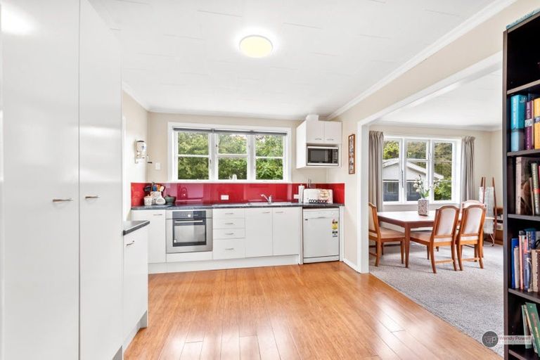 Photo of property in 31 Lockwood Crescent, Taita, Lower Hutt, 5011