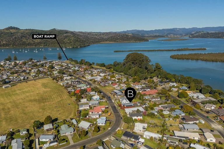 Photo of property in 48 Catherine Crescent, Whitianga, 3510