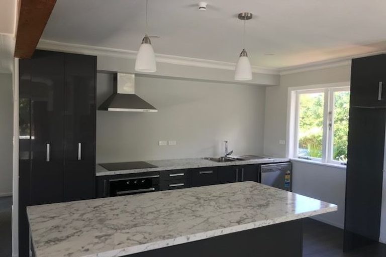 Photo of property in 3 Lancelot Road, Orewa, 0931