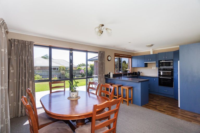 Photo of property in 25 Hannah Place, Holmes Hill, Oamaru, 9401