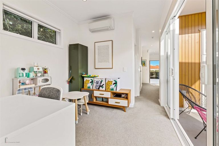 Photo of property in 13 Frances Bryers Road, Hobsonville, Auckland, 0616