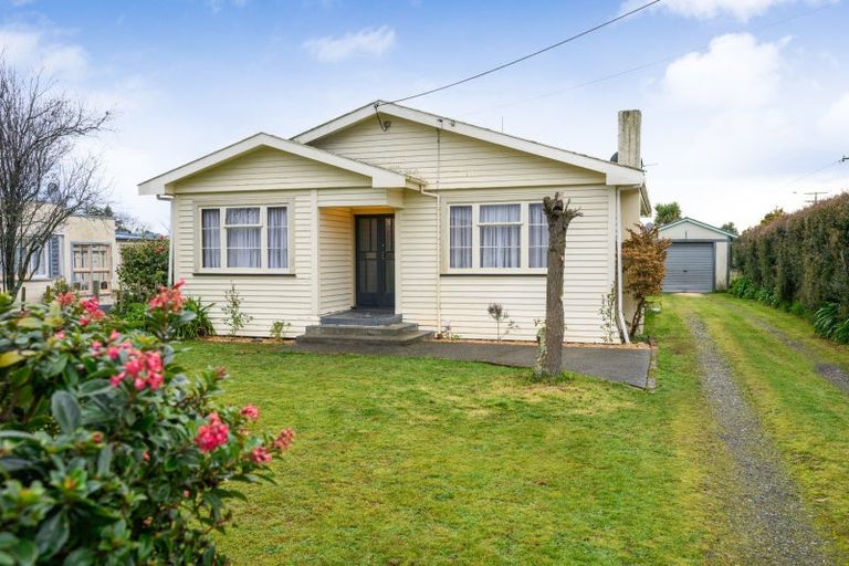 Photo of property in 14 Marlborough Street, Feilding, 4702