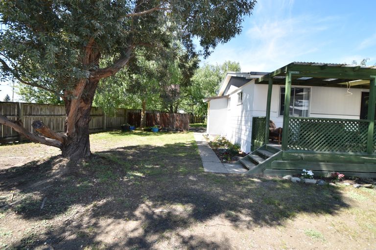 Photo of property in 38 Simons Street, Twizel, 7901