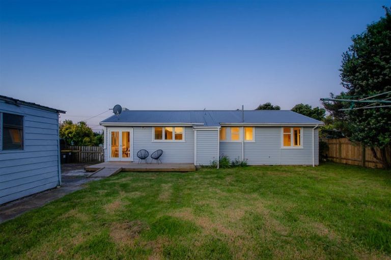 Photo of property in 26 Te Miti Street, Paekakariki, 5034
