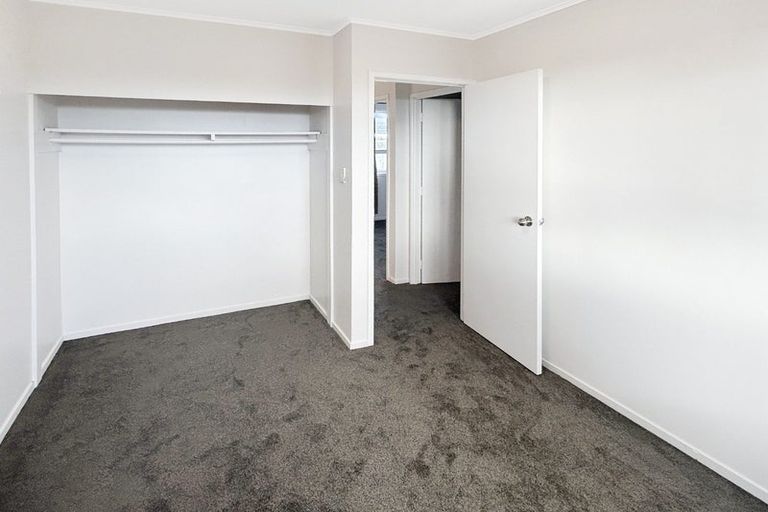 Photo of property in 7a Clayburn Road, Glen Eden, Auckland, 0602