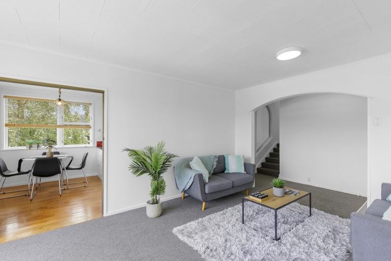 Photo of property in 25 Lord Street, Stokes Valley, Lower Hutt, 5019