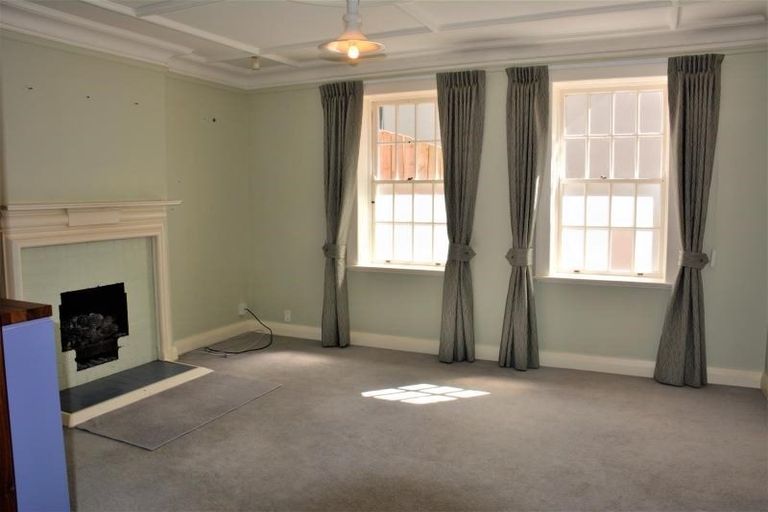 Photo of property in 2/17 Oriental Terrace, Oriental Bay, Wellington, 6011