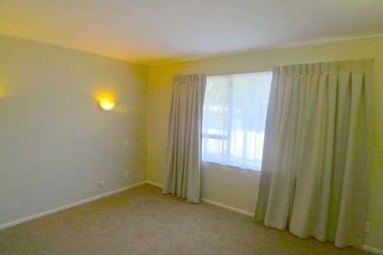 Photo of property in 44 Weka Street, Miramar, Wellington, 6022