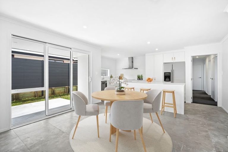 Photo of property in 63 Glenbervie Drive, Glenbervie, 0173