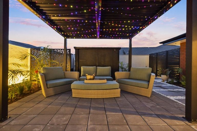 Photo of property in 50 Montiicola Drive, Papamoa Beach, Papamoa, 3118